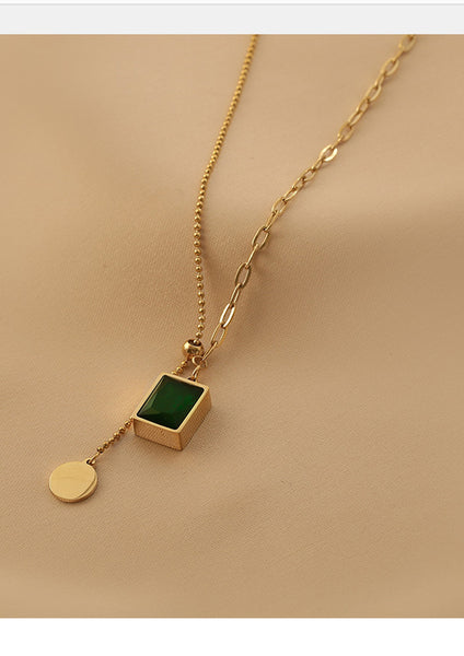 Presentski Green Crystal Pendant Necklace Female Light Luxury Design Choker Chain Adjustable Length