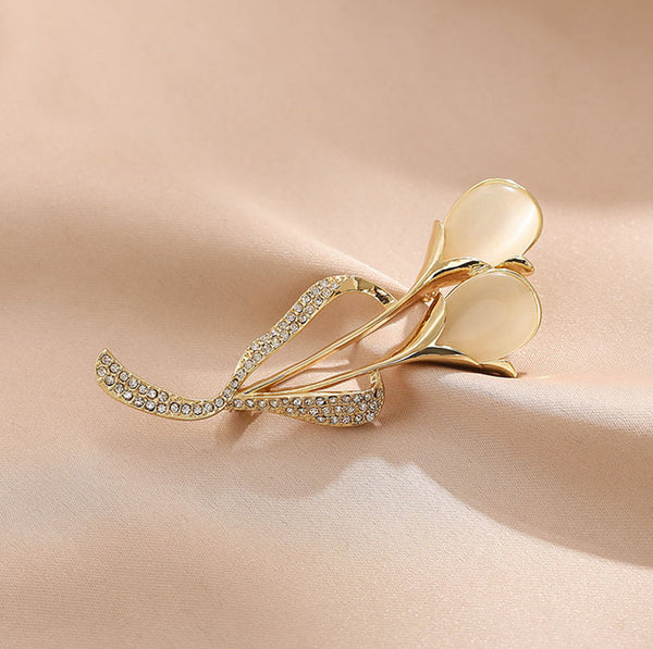 Presentski Opal Crystal Tulips Brooch Golden Color