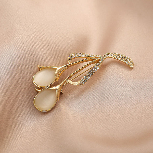 Presentski Opal Crystal Tulips Brooch Golden Color