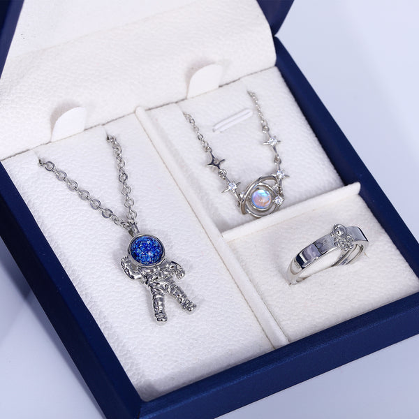 Presentski Astronaut Aesthetic Planet Jewelry Set with Gift Box T3S009