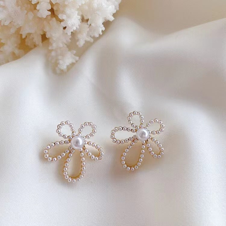 [TE198] Presentski Vintage Pearl Flower Earrings Women's New Simple Temperament Sweet Earrings