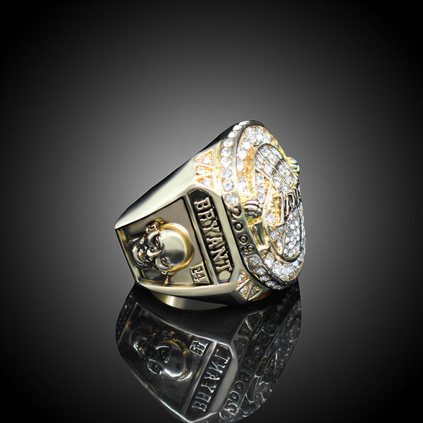 2010 Los Angeles Lakers Basketball Championship Ring Kobe Bryant