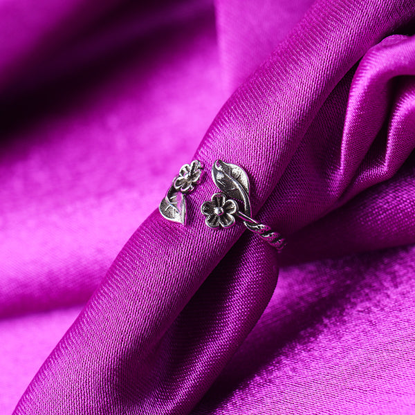 [TR048] Presentski Retro Rose Flower Ring Adjustable Size