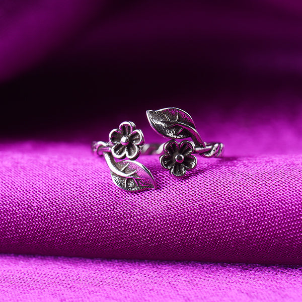 [TR048] Presentski Retro Rose Flower Ring Adjustable Size