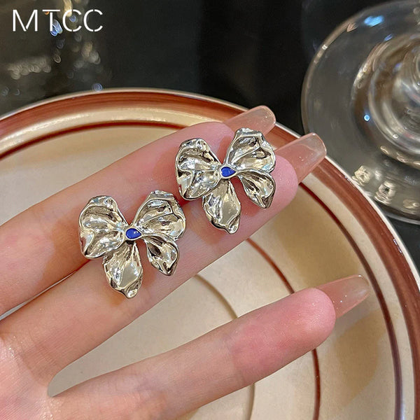 Presentski Metal Bowknot Earrings Female Selfish Earrings TE053