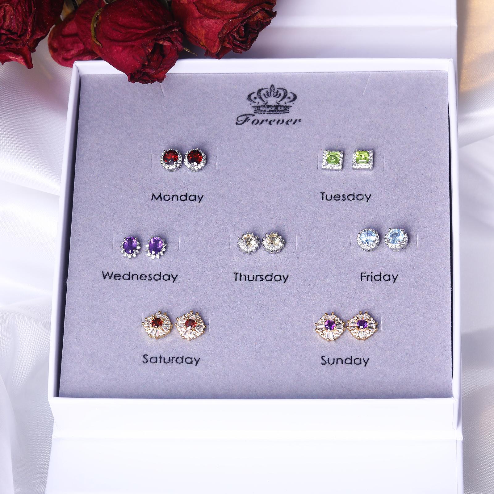 Choose Your Shiny Studs Earrings in Live