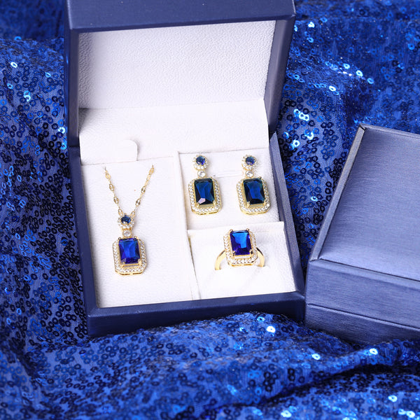 Presentski Dainty Square Shaped Jewelry Set T3S019