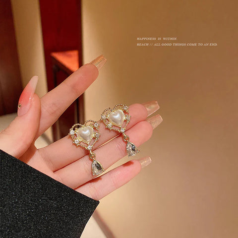 Presentski Sweet Pearl Heart Earrings Female Vintage Zircon Earrings TE072