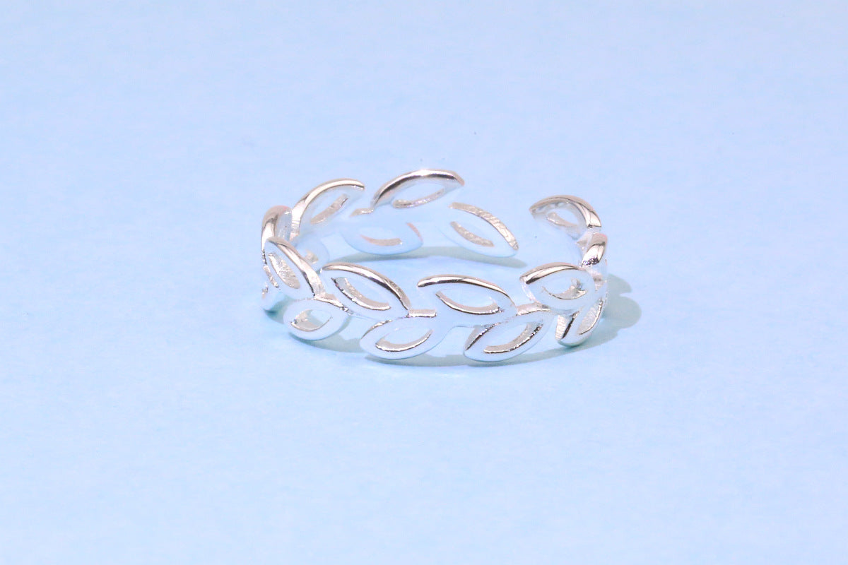 [TR047] Presentski Hollow Leaf Open Ring Simple Style