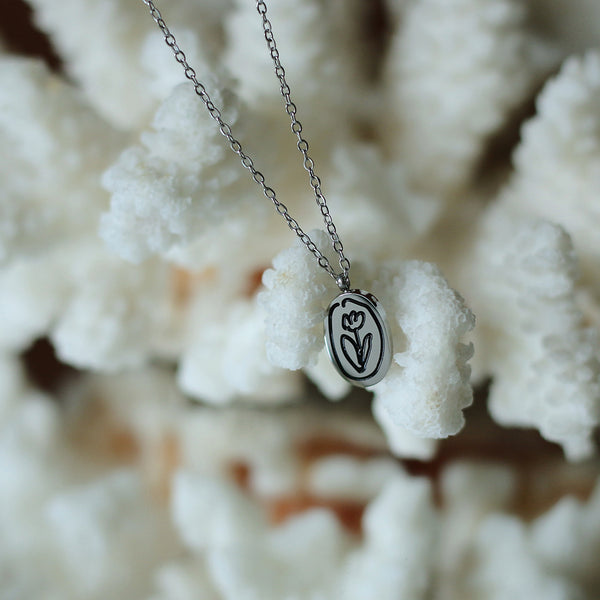 Tulip blessing necklace-for important people