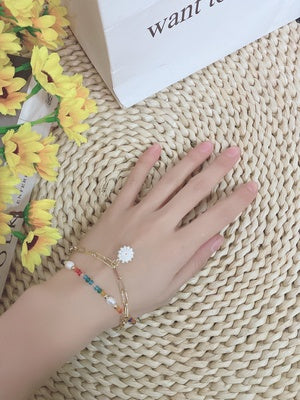 Presetnski Adjustable Daisy Flower Bracelet I Minimal Beads Bracelet for Summer Holiday Jewelry