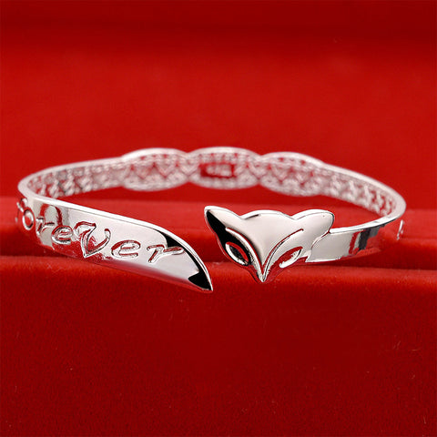 [TB026] Presentski Silver Fox Bangle Adjustable Size