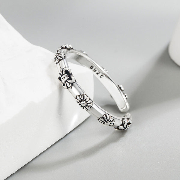 [TR038] Presentski Iris Flower Ring Adjustable Size