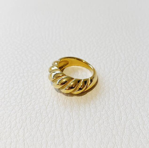 18K Gold Plated Stainless Steel Croissant Dome Ring