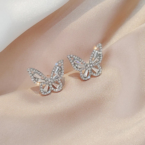 Presentski Shiny Butterfly Earrings Female Personality Hollow Temperament Earrings TE091