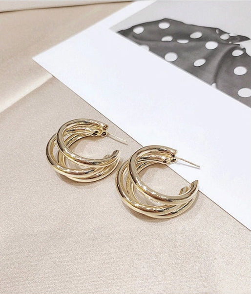 Presentski Three-dimensional Overlapping Earrings Feminine Personality Ring Earrings TE161
