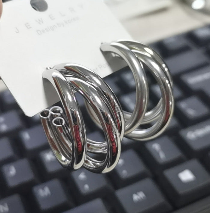 Presentski Three-dimensional Overlapping Earrings Feminine Personality Ring Earrings TE161