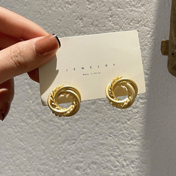 [TE246] Presentski Creative Winding Earrings Women's Simple Retro Matte Round Earrings