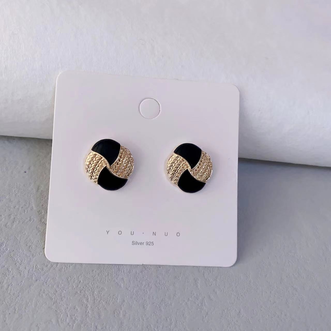 [TE264] Presentski Vintage Black Drop Enamel Geometric Earrings