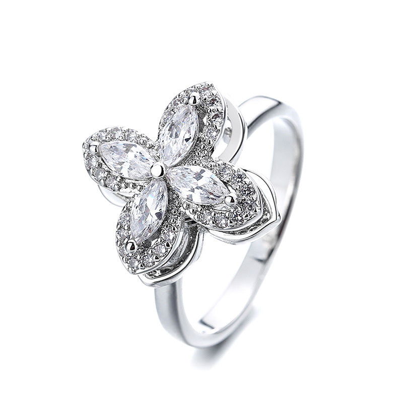 [TSR038] Presentski Rotating Four-leaf Ring Femininity Personality Versatile Ring