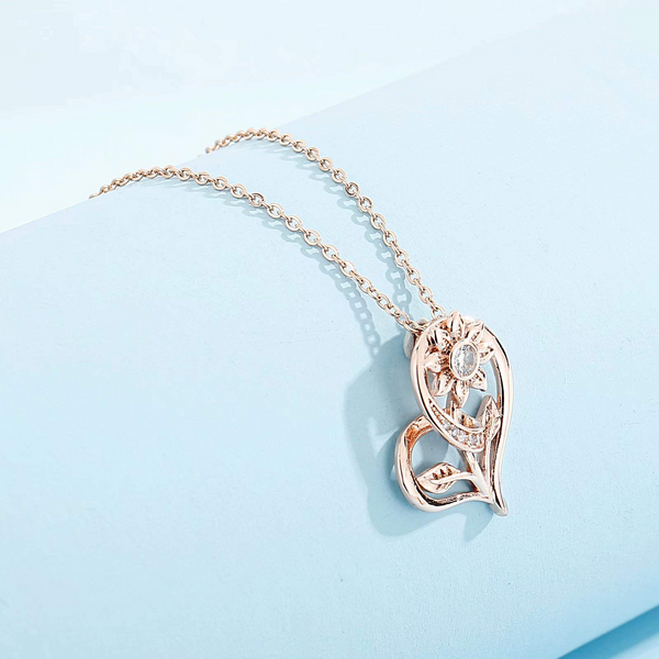 Presentski Rose Gold Sunflower Heart Necklace Trendy Inlaid Sparkling Zircon 45cm/18”Adjustable Love Pendant for Women and Girls as Gift