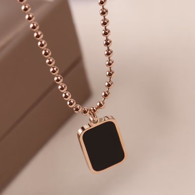 [TN124] Presentski Black Double-sided Square Pendant Necklace for Women