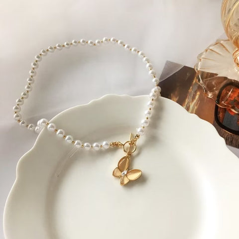 [TN073] Presentski Beautiful Butterfly Pendant Beads Necklace