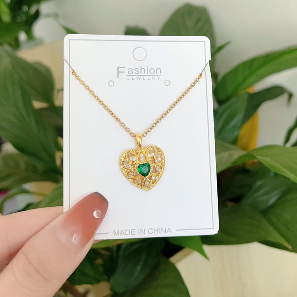 Presentski Sparkling Heart Hollow Pendant Necklace TN090