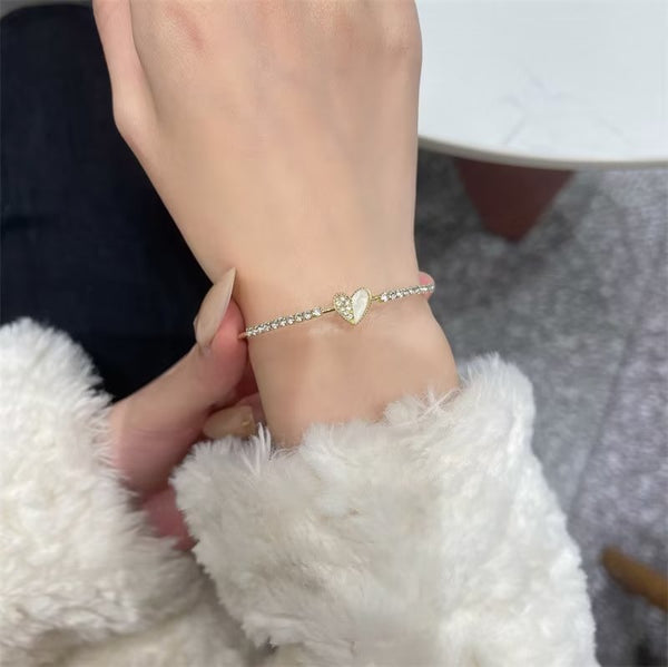 Presentski Sparkling Simple Style Heart Shaped Adjustable Bracelet TB005