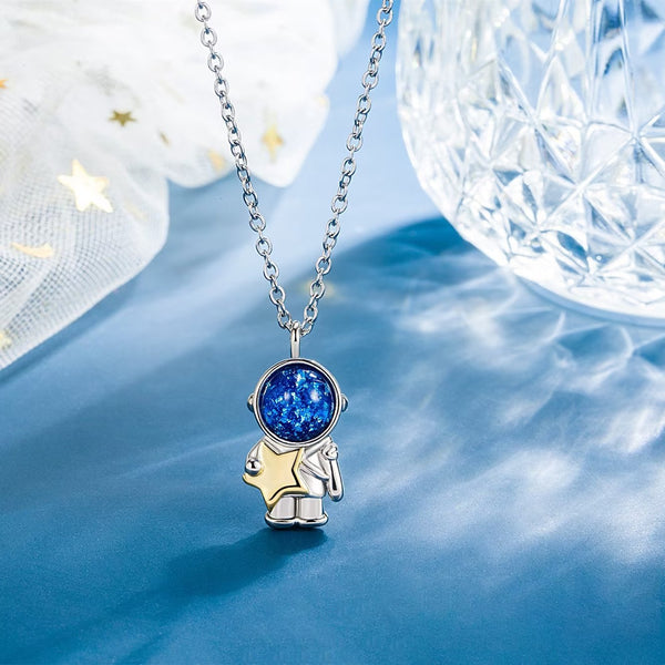 Presentski Sparkling Star Moon Astronaut Pendant Necklace TN065