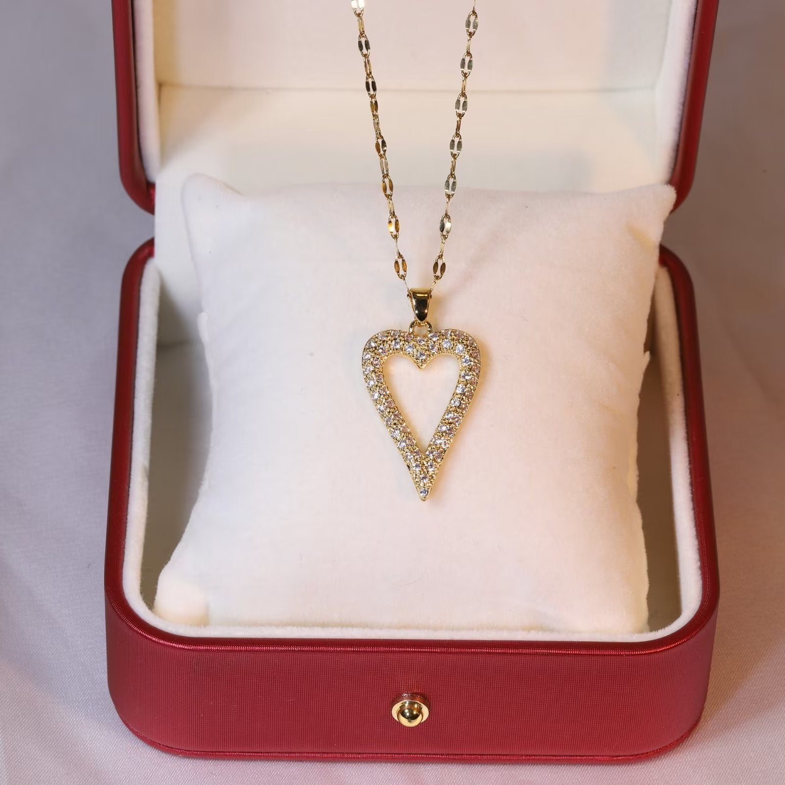 Presentski Shiny Hollow Heart Pendant Necklace TN046