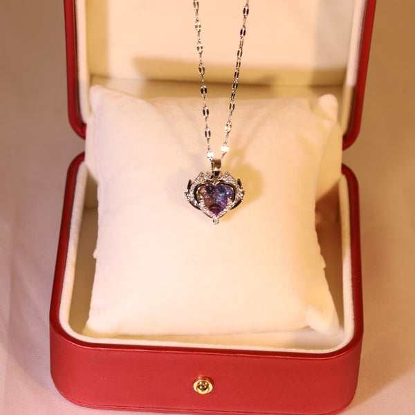 Presentski Shiny Heart Pendant Necklace TN038