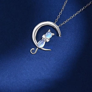 Presentski Crescent Moon Cat Pendant Necklace TN101