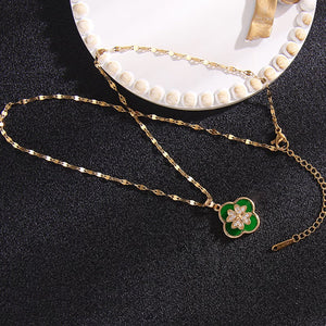 Presentski Rotating Sparkling Lucky Four-Leaf Clover Pendant Spinner Necklace TSN018